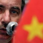 HLV Alfred Riedl: ‘Cầu thủ Việt Nam khó tới châu Âu vì quá nặng tình’